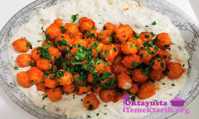 Bulgur Köfteli Yoğurtlu Köz Patlıcan